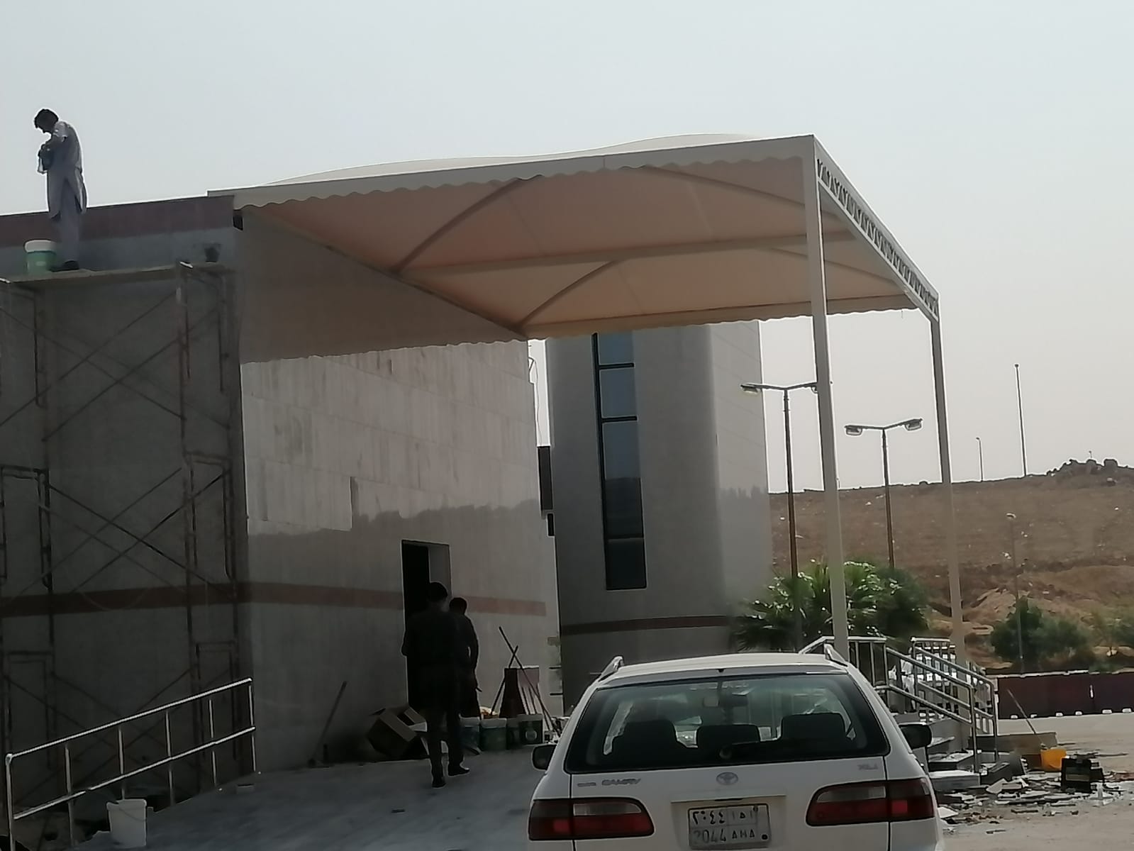 مظلات سيارات بأسعار معقولة