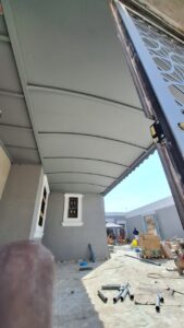 أفضل خدمات مظلات وسواتر الرياض: الحماية والجمال في متناول يديك