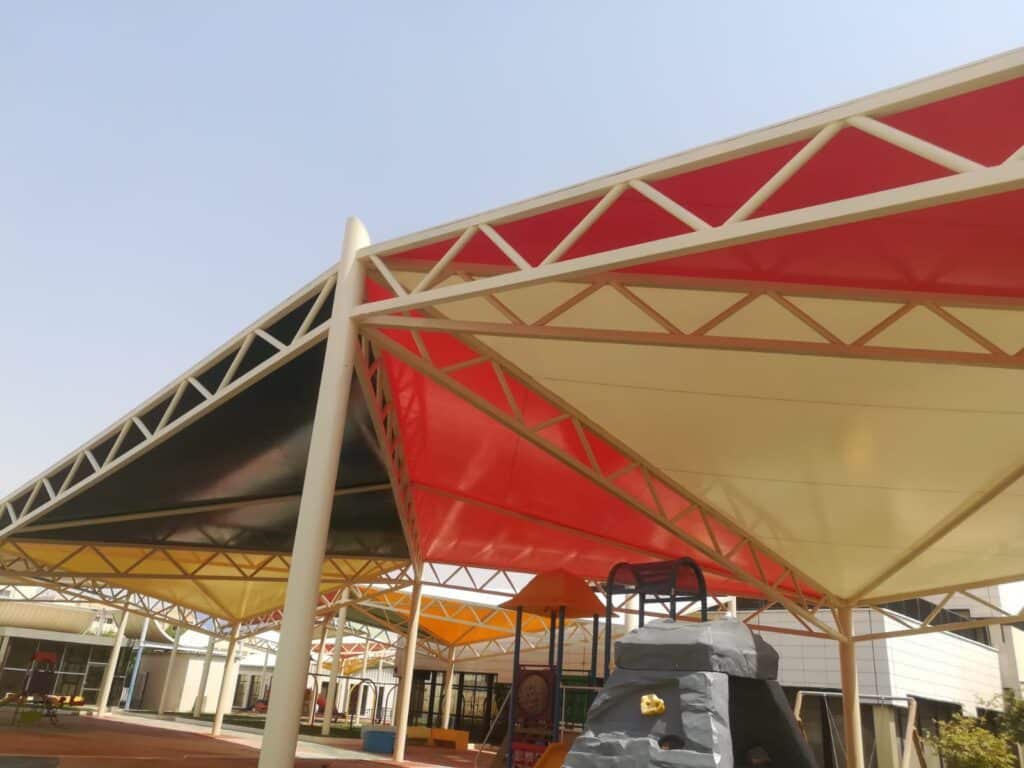 أنواع مظلات المدارس